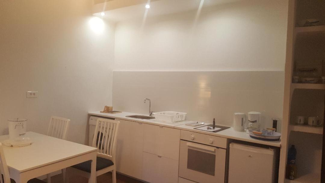 Au Coeur Du Panier Avec Terrasse 2 A 4 Personnes Climatisation Apartment Marseille Exterior photo